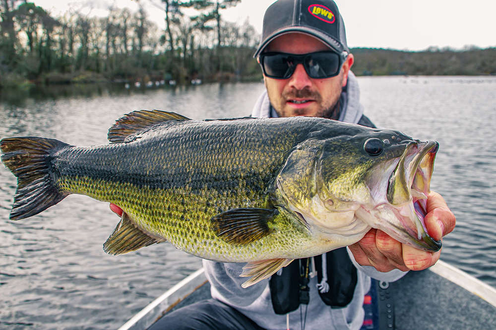 How to Catch More Largemouth Bass in Florida by iOutdoors
